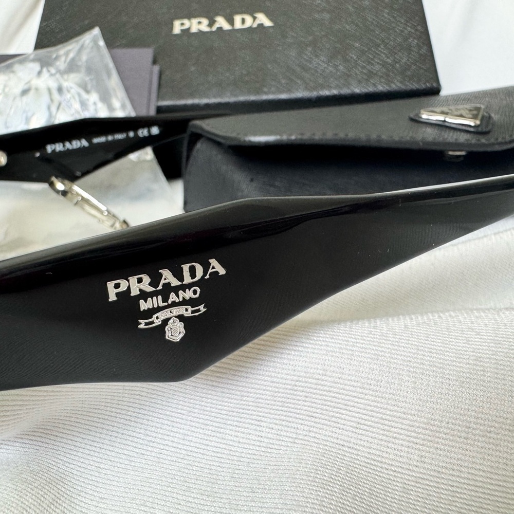 NEW- PRADA Sunglasses SPR 17W 51-20 - Picture 4 of 6